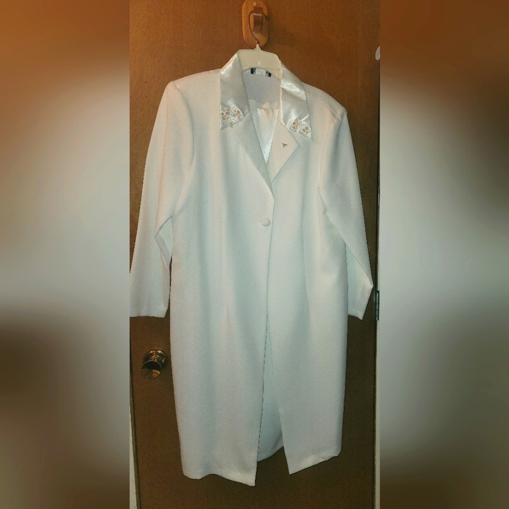 White 2 Piece Dress